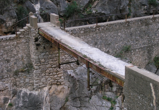 PC300109